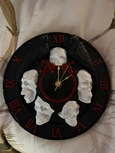 Gothic wall clock 25cm width(制作:gabenightprints)